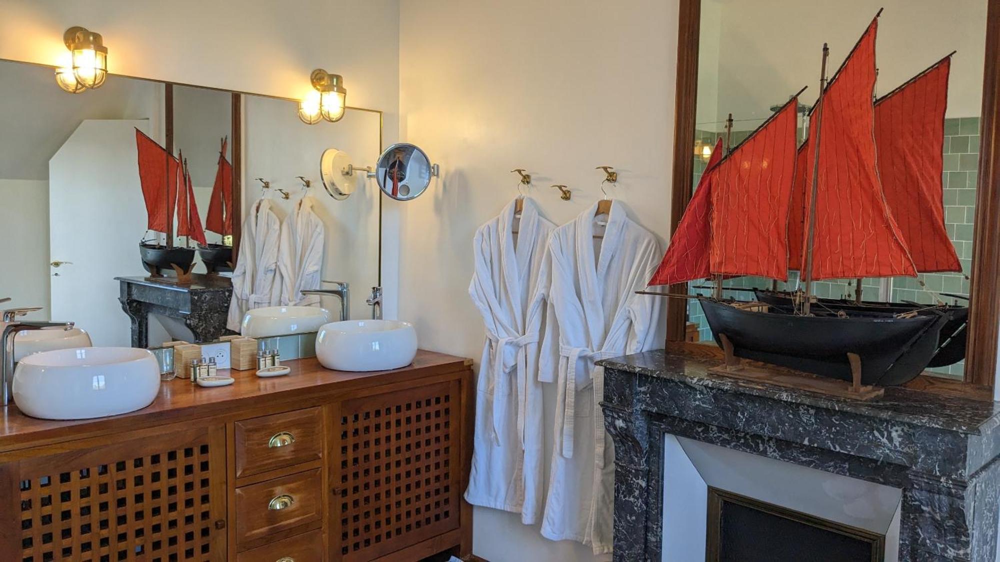 Manoir De Truhelin, A 2 Pas Du Golfe Du Morbihan Arradon Bilik gambar